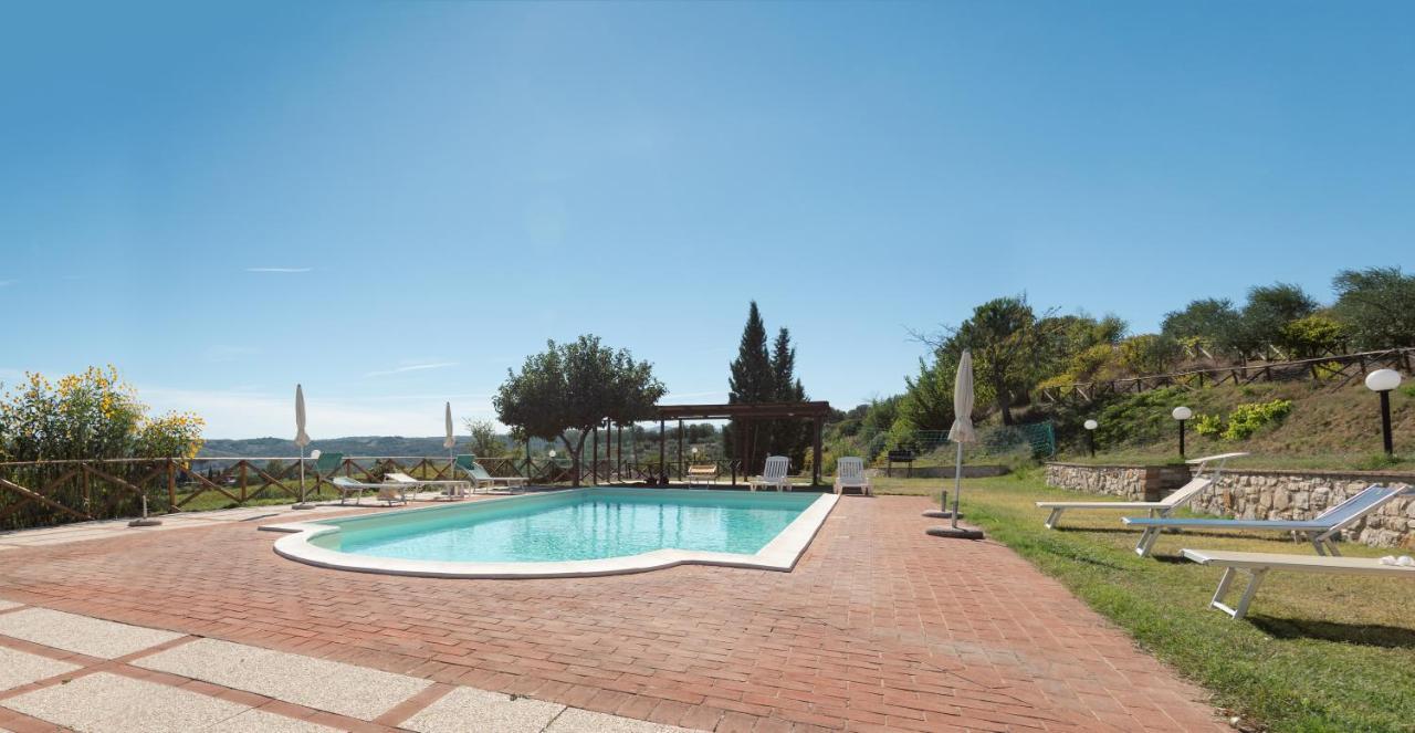 Farm Stay Il Carro Del Colle Collevalenza Exterior photo